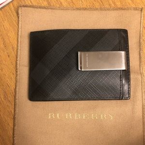 burberry money clip